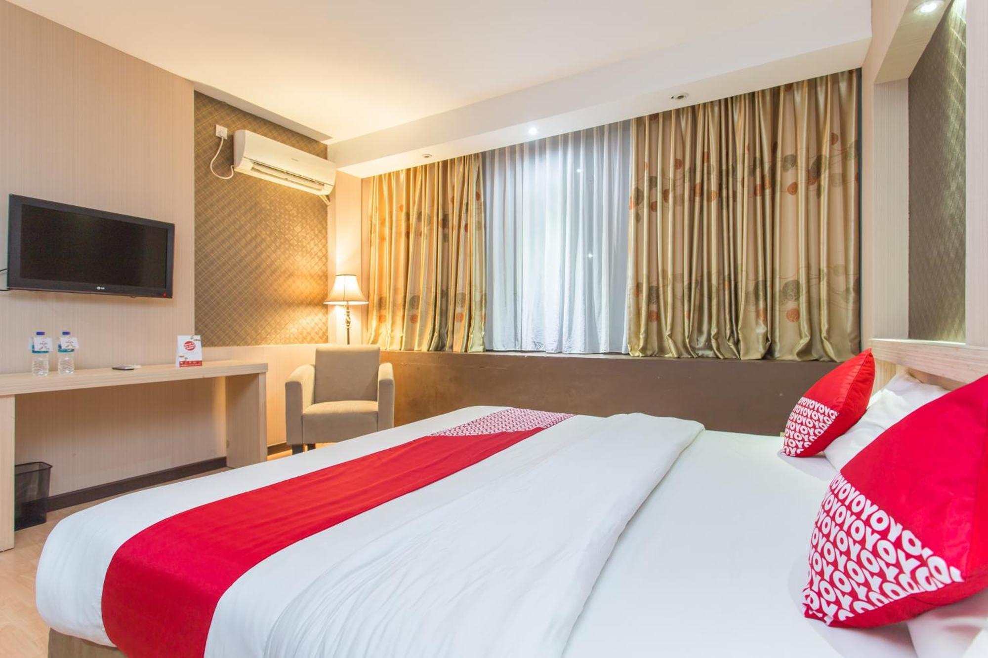 Oyo 663 Hotel Sejati Balikpapan (Borneo) Exterior foto